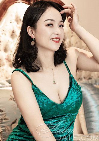 Date the member of your dreams: Fei from Changsha, Asian member seeking man