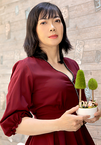 Gorgeous member profiles: Vietnam Member Nu Mai Trang from Ho Chi Minh City