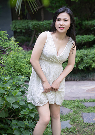 Gorgeous profiles only: China Member Xiaojuan