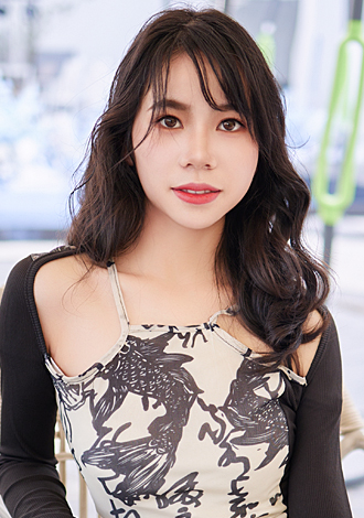 Most gorgeous profiles: Meng Ting from Liuzhou, caring Asian member, young